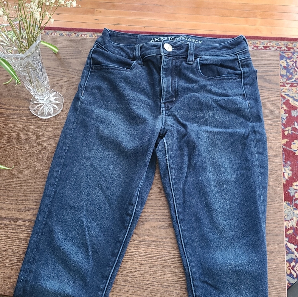 American Eagle Hi-Rise Jeggings! Size 2